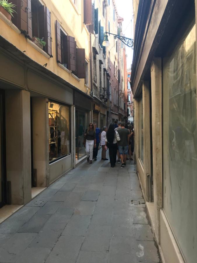 Apartamento Fondaco Di Rialto Venecia Exterior foto